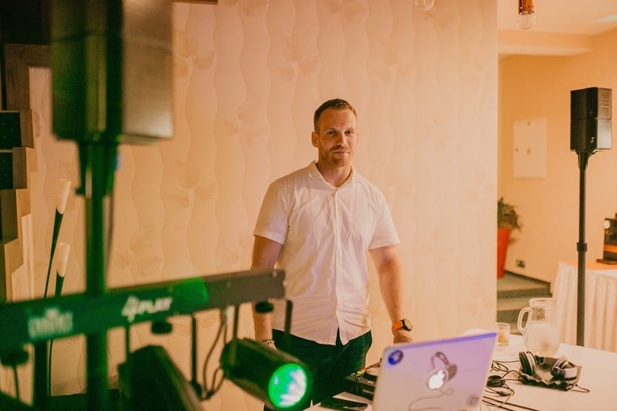 DJ LUKÁŠ NA SVATBĚ