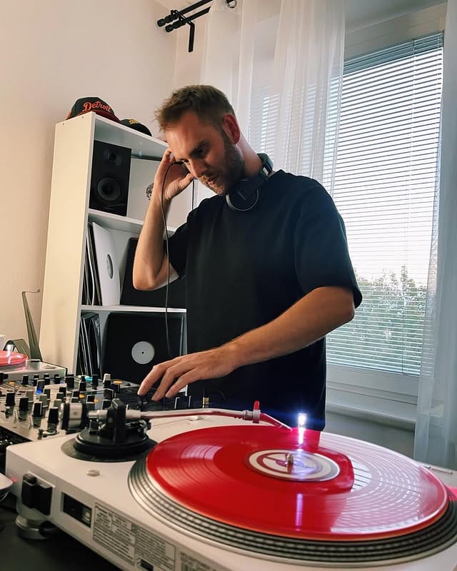johny dj 2